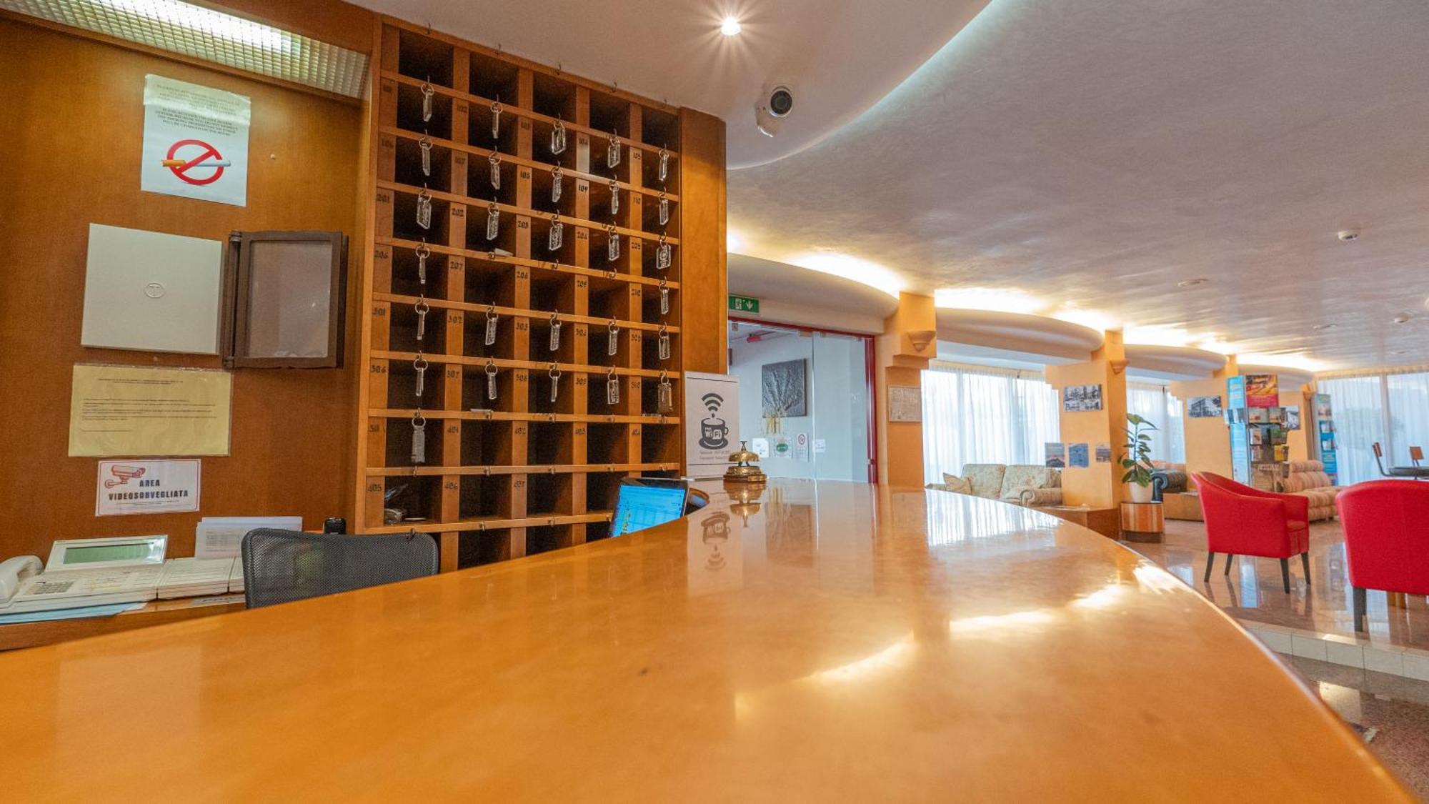 Hotel Nobel 리미니 외부 사진