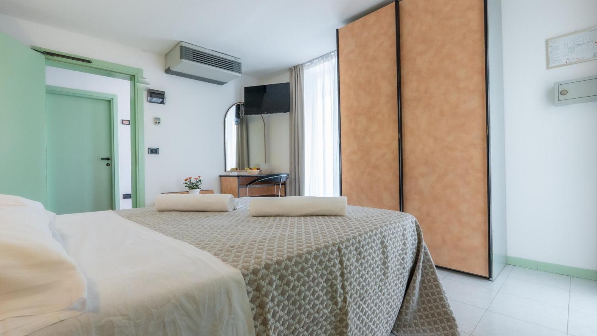 Hotel Nobel 리미니 외부 사진