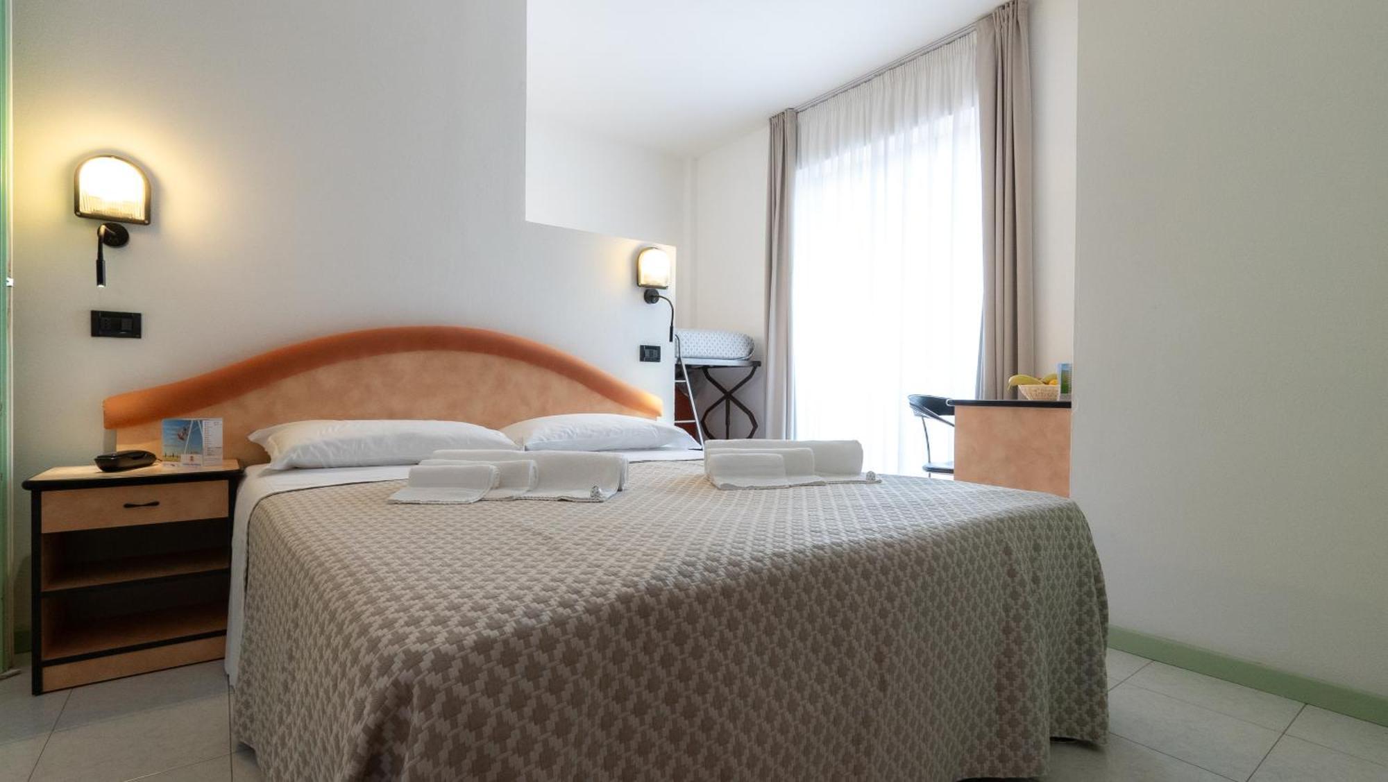 Hotel Nobel 리미니 외부 사진